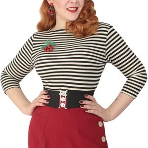 Vivian of Holloway slash neck top, Small